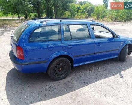 Синий Шкода Октавия, объемом двигателя 1.6 л и пробегом 250 тыс. км за 4200 $, фото 3 на Automoto.ua