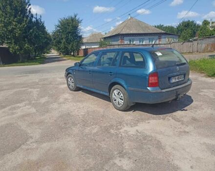Синий Шкода Октавия, объемом двигателя 1.9 л и пробегом 300 тыс. км за 2300 $, фото 3 на Automoto.ua