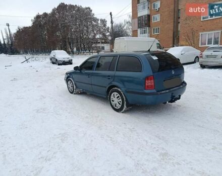 Синий Шкода Октавия, объемом двигателя 1.9 л и пробегом 300 тыс. км за 2400 $, фото 4 на Automoto.ua