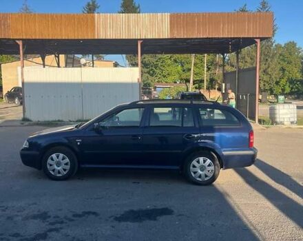 Синий Шкода Октавия, объемом двигателя 1.6 л и пробегом 240 тыс. км за 5000 $, фото 5 на Automoto.ua