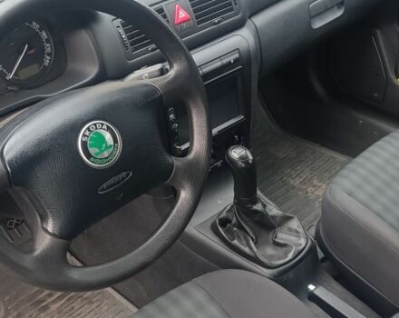 Синий Шкода Октавия, объемом двигателя 1.6 л и пробегом 270 тыс. км за 6200 $, фото 6 на Automoto.ua