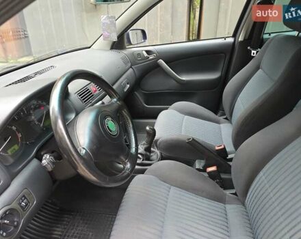 Синій Шкода Октавія, об'ємом двигуна 1.6 л та пробігом 244 тис. км за 4700 $, фото 6 на Automoto.ua