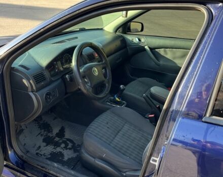 Синий Шкода Октавия, объемом двигателя 1.6 л и пробегом 380 тыс. км за 3800 $, фото 7 на Automoto.ua