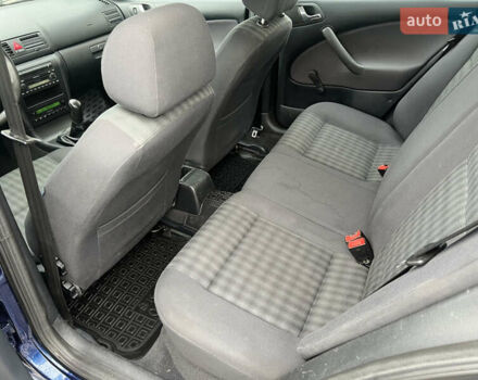 Синий Шкода Октавия, объемом двигателя 1.6 л и пробегом 186 тыс. км за 5600 $, фото 11 на Automoto.ua