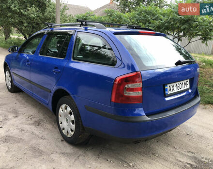Синий Шкода Октавия, объемом двигателя 1.6 л и пробегом 250 тыс. км за 4200 $, фото 3 на Automoto.ua