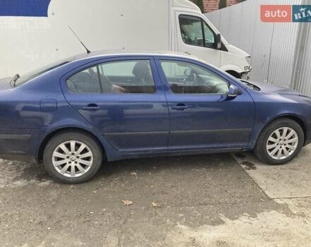 Синий Шкода Октавия, объемом двигателя 1.6 л и пробегом 330 тыс. км за 4300 $, фото 2 на Automoto.ua