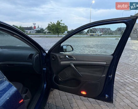 Синий Шкода Октавия, объемом двигателя 1.98 л и пробегом 200 тыс. км за 6200 $, фото 4 на Automoto.ua
