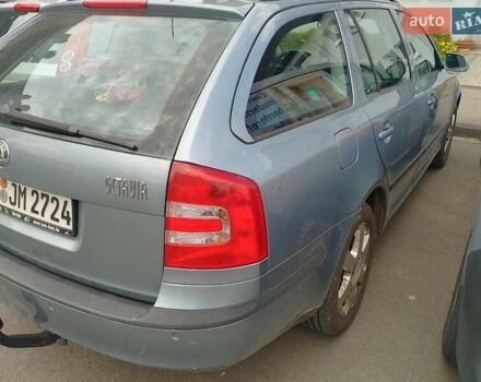 Синий Шкода Октавия, объемом двигателя 2 л и пробегом 207 тыс. км за 2901 $, фото 3 на Automoto.ua