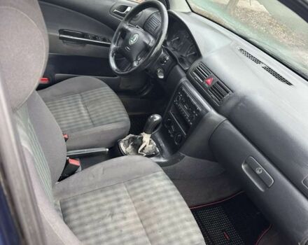 Синий Шкода Октавия, объемом двигателя 1.9 л и пробегом 380 тыс. км за 2300 $, фото 5 на Automoto.ua