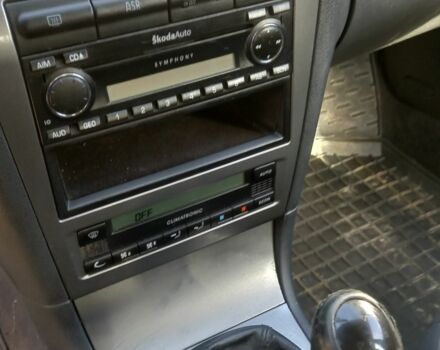 Синий Шкода Октавия, объемом двигателя 1.6 л и пробегом 286 тыс. км за 4300 $, фото 6 на Automoto.ua