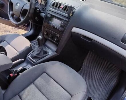 Синий Шкода Октавия, объемом двигателя 1.6 л и пробегом 208 тыс. км за 6450 $, фото 11 на Automoto.ua