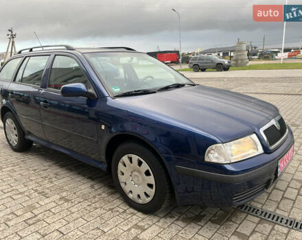 Синий Шкода Октавия, объемом двигателя 1.6 л и пробегом 186 тыс. км за 5600 $, фото 2 на Automoto.ua