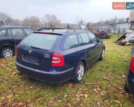 Синий Шкода Октавия, объемом двигателя 1.6 л и пробегом 250 тыс. км за 5200 $, фото 1 на Automoto.ua