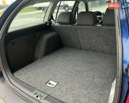 Синий Шкода Октавия, объемом двигателя 1.6 л и пробегом 186 тыс. км за 5600 $, фото 12 на Automoto.ua