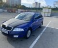 Синий Шкода Октавия, объемом двигателя 1.6 л и пробегом 240 тыс. км за 4500 $, фото 1 на Automoto.ua