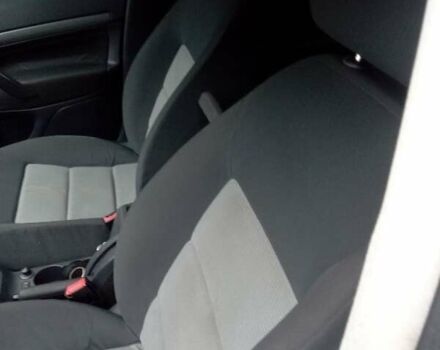 Шкода Октавія 2005 у Києві на Automoto.ua Синій Шкода Октавія, об'ємом двигуна 1.6 л та пробігом 205 тис. км за 5100 $, фото 10 на Automoto.ua