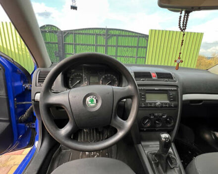 Синій Шкода Октавія, об'ємом двигуна 1.6 л та пробігом 248 тис. км за 5100 $, фото 6 на Automoto.ua