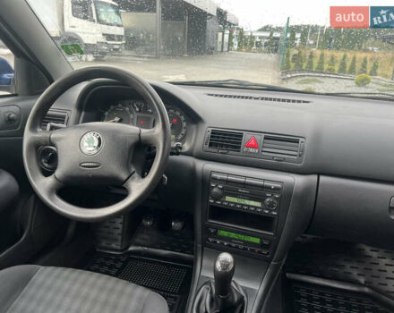 Синий Шкода Октавия, объемом двигателя 1.6 л и пробегом 186 тыс. км за 5600 $, фото 14 на Automoto.ua