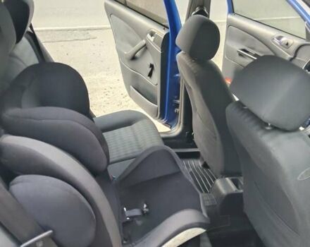 Синий Шкода Октавия, объемом двигателя 1.6 л и пробегом 302 тыс. км за 5500 $, фото 12 на Automoto.ua