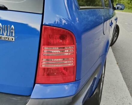 Синий Шкода Октавия, объемом двигателя 1.6 л и пробегом 302 тыс. км за 5500 $, фото 7 на Automoto.ua