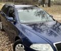Синий Шкода Октавия, объемом двигателя 1.6 л и пробегом 275 тыс. км за 5300 $, фото 2 на Automoto.ua