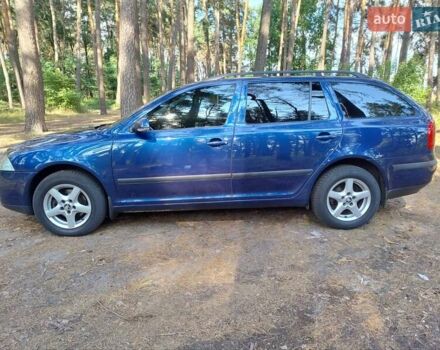 Синий Шкода Октавия, объемом двигателя 1.6 л и пробегом 208 тыс. км за 6450 $, фото 1 на Automoto.ua