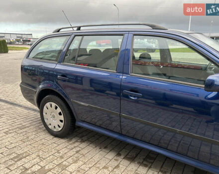 Синий Шкода Октавия, объемом двигателя 1.6 л и пробегом 186 тыс. км за 5600 $, фото 3 на Automoto.ua