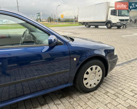 Синий Шкода Октавия, объемом двигателя 1.6 л и пробегом 186 тыс. км за 5600 $, фото 4 на Automoto.ua