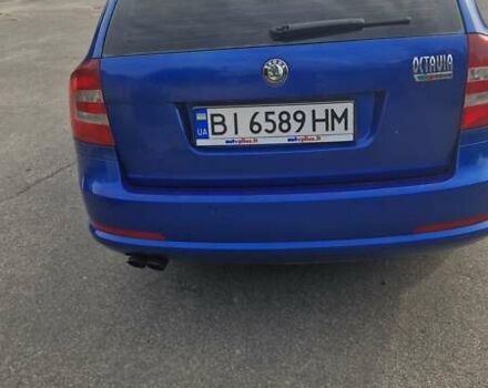 Синий Шкода Октавия, объемом двигателя 2 л и пробегом 205 тыс. км за 6000 $, фото 3 на Automoto.ua