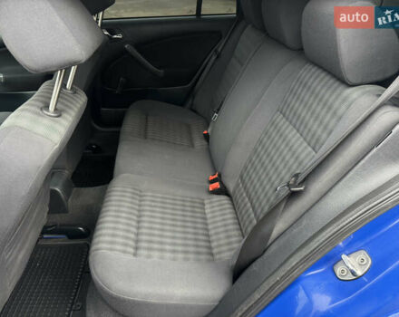 Синий Шкода Октавия, объемом двигателя 1.6 л и пробегом 258 тыс. км за 5350 $, фото 35 на Automoto.ua