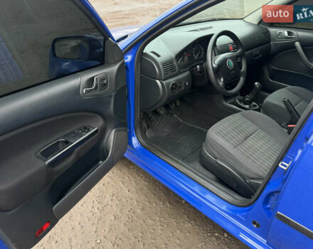 Синий Шкода Октавия, объемом двигателя 1.6 л и пробегом 258 тыс. км за 5350 $, фото 25 на Automoto.ua