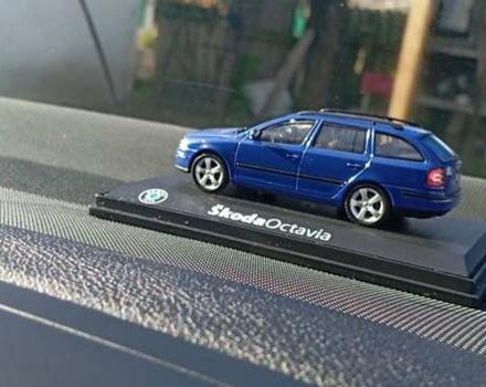 Синий Шкода Октавия, объемом двигателя 1.6 л и пробегом 226 тыс. км за 7000 $, фото 10 на Automoto.ua