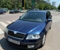 Синий Шкода Октавия, объемом двигателя 1.97 л и пробегом 321 тыс. км за 4900 $, фото 1 на Automoto.ua