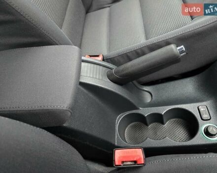 Синій Шкода Октавія, об'ємом двигуна 1.6 л та пробігом 194 тис. км за 6500 $, фото 73 на Automoto.ua