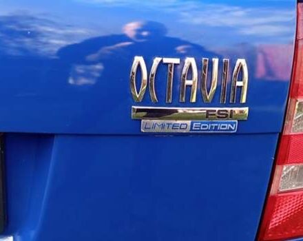 Синий Шкода Октавия, объемом двигателя 1.6 л и пробегом 226 тыс. км за 7000 $, фото 5 на Automoto.ua