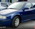 Синий Шкода Октавия, объемом двигателя 1.6 л и пробегом 210 тыс. км за 5600 $, фото 2 на Automoto.ua