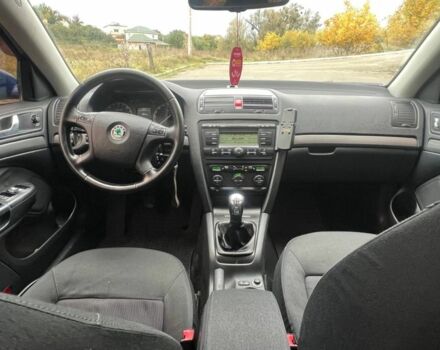 Синій Шкода Октавія, об'ємом двигуна 2 л та пробігом 362 тис. км за 4999 $, фото 17 на Automoto.ua