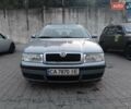 Синий Шкода Октавия, объемом двигателя 1.6 л и пробегом 200 тыс. км за 5700 $, фото 1 на Automoto.ua
