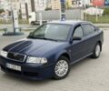 Синий Шкода Октавия, объемом двигателя 1.6 л и пробегом 255 тыс. км за 3900 $, фото 1 на Automoto.ua