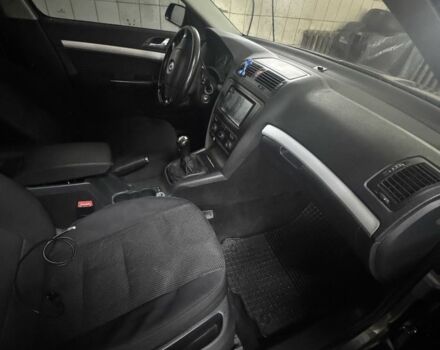 Синій Шкода Октавія, об'ємом двигуна 1.9 л та пробігом 310 тис. км за 5000 $, фото 5 на Automoto.ua