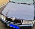 Синій Шкода Октавія, об'ємом двигуна 1.6 л та пробігом 300 тис. км за 4500 $, фото 1 на Automoto.ua