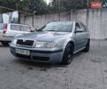 Синий Шкода Октавия, объемом двигателя 1.6 л и пробегом 200 тыс. км за 5700 $, фото 8 на Automoto.ua