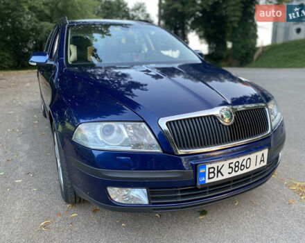 Синій Шкода Октавія, об'ємом двигуна 2 л та пробігом 242 тис. км за 7999 $, фото 2 на Automoto.ua