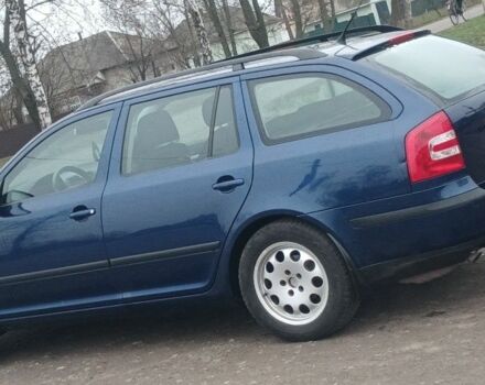 Синий Шкода Октавия, объемом двигателя 1.6 л и пробегом 288 тыс. км за 5500 $, фото 3 на Automoto.ua