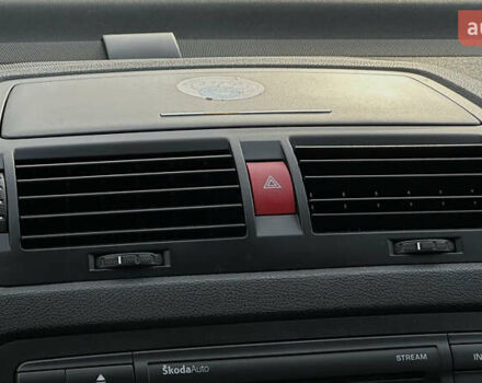 Синій Шкода Октавія, об'ємом двигуна 1.6 л та пробігом 212 тис. км за 6250 $, фото 62 на Automoto.ua