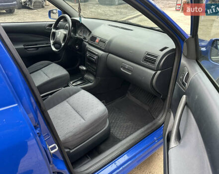 Синий Шкода Октавия, объемом двигателя 1.6 л и пробегом 285 тыс. км за 4600 $, фото 12 на Automoto.ua