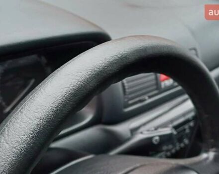 Синий Шкода Октавия, объемом двигателя 1.6 л и пробегом 237 тыс. км за 5250 $, фото 44 на Automoto.ua