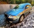 Синий Шкода Октавия, объемом двигателя 1.6 л и пробегом 269 тыс. км за 5700 $, фото 1 на Automoto.ua