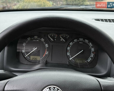 Синій Шкода Октавія, об'ємом двигуна 1.6 л та пробігом 205 тис. км за 4999 $, фото 11 на Automoto.ua