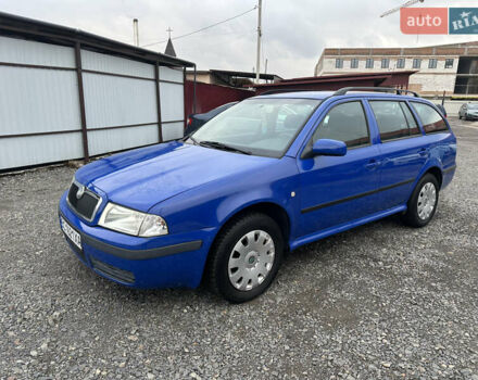 Синий Шкода Октавия, объемом двигателя 1.6 л и пробегом 285 тыс. км за 4600 $, фото 2 на Automoto.ua